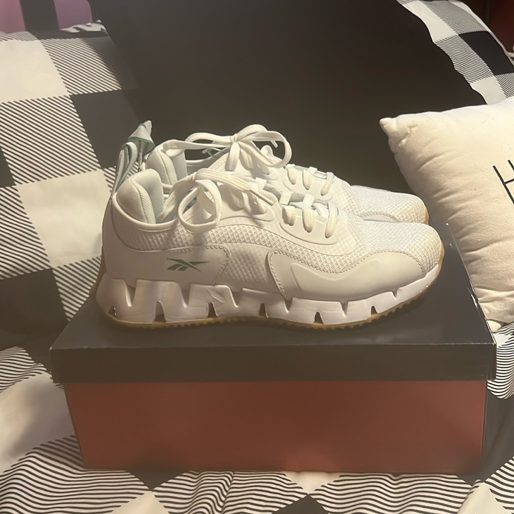 Gently used Reebok Shoes